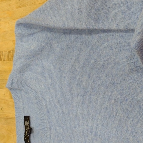 Banana Republic Women's Blue Sweater - Picture 6 of 10